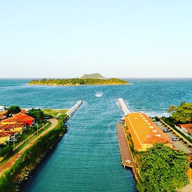 Entrada da Marina de Búzios - Canais navegáveis.